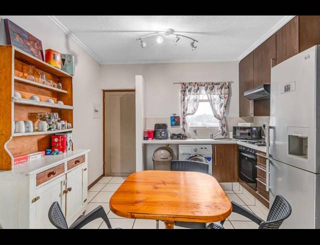 1 BEDROOM APARTMENT FOR SALE IN LONEHILL